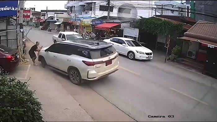 ตำรวจยิงพ่อค้ายา ซอยกังสดาล ตำรวจยิงพ่อค้ายา ซอยกังสดาล