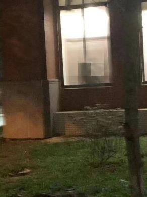 นักศึกษาแอบแซ่บในห้องน้ำมหาวิทยาลัย นักศึกษาแอบแซ่บในห้องน้ำมหาวิทยาลัย