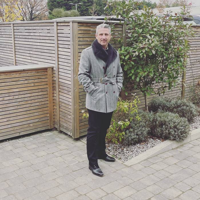 มหาเศรษฐี จากวัยเด็กสุดลำบาก มหาเศรษฐี จากวัยเด็กสุดลำบาก