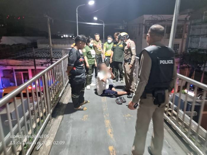 มนุษย์ลุงแกล้งตายชักดาบค่าเหล้า มนุษย์ลุงแกล้งตายชักดาบค่าเหล้า