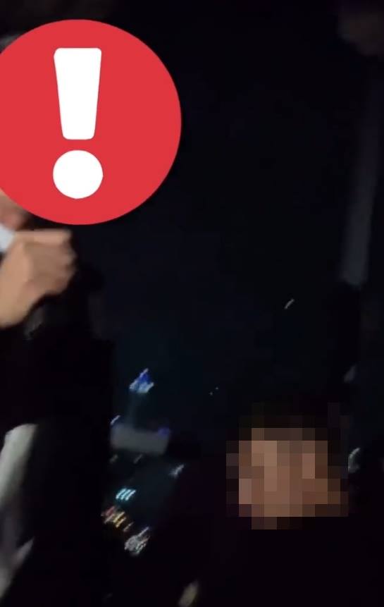 แบนทีมงานมาดามแป้ง ลวนลามนักบอล แบนทีมงานมาดามแป้ง ลวนลามนักบอล