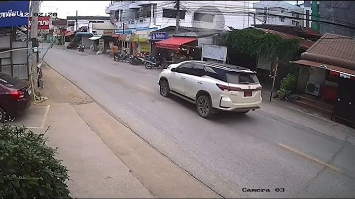 ตำรวจยิงพ่อค้ายา ซอยกังสดาล ตำรวจยิงพ่อค้ายา ซอยกังสดาล