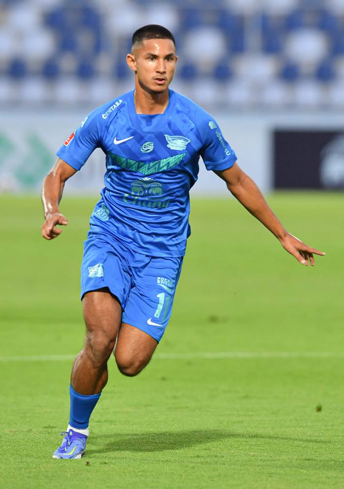 เจ้าชายบรูไน ร่วมทีม ชลบุรี เอฟซี เจ้าชายบรูไน ร่วมทีม ชลบุรี เอฟซี