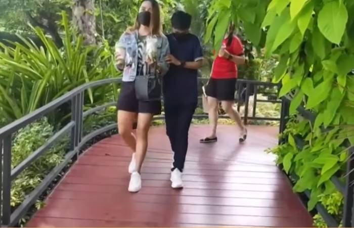 สรยุทธ ช่วยค่ารักษาน้องเอ๋ ฮีโร่ฝ่าน้ำท่วมช่วยเด็กไฟดูด สรยุทธ ช่วยค่ารักษาน้องเอ๋ ฮีโร่ฝ่าน้ำท่วมช่วยเด็กไฟดูด