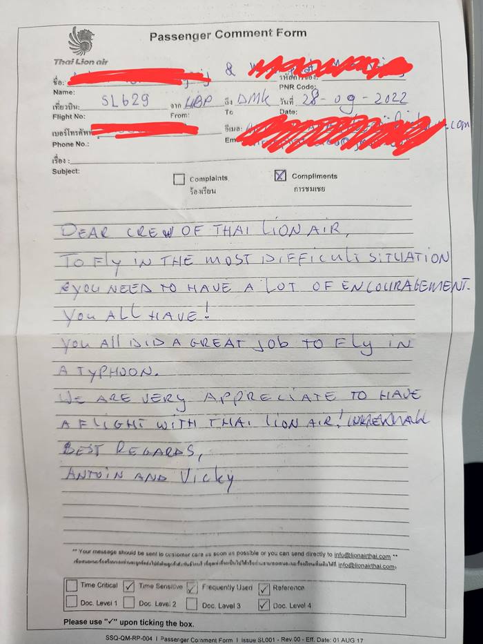 แห่ขอบคุณกัปตันไทย ไลอ้อน แอร์ ฝ่าพายุโนรู แห่ขอบคุณกัปตันไทย ไลอ้อน แอร์ ฝ่าพายุโนรู