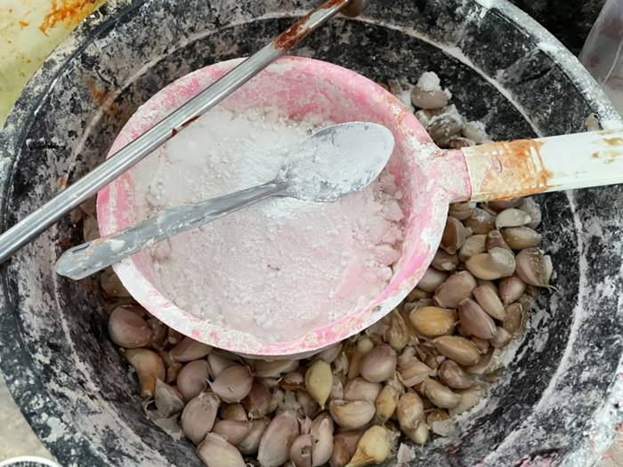 โรงงานไส้กรอกพิษ โรงงานไส้กรอกพิษ