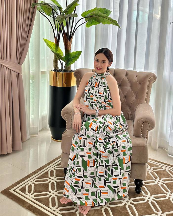 แยม ธมลพรรณ์ แยม ธมลพรรณ์