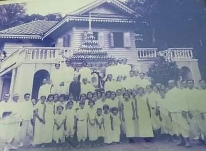 ชะลอแผนทุบเรือนไทย เจ้าจอม ยี่สุ่น ชะลอแผนทุบเรือนไทย เจ้าจอม ยี่สุ่น