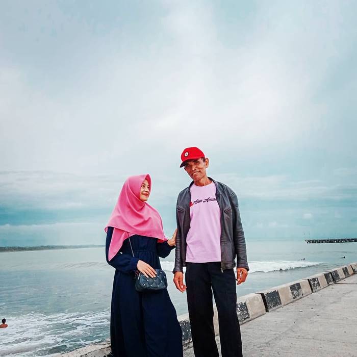 คลุมถุงชน คลุมถุงชน