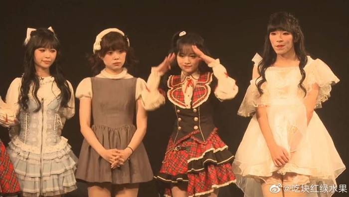 วงไอดอลจีน มีสมาชิกเป็นผู้ชาย วงไอดอลจีน มีสมาชิกเป็นผู้ชาย