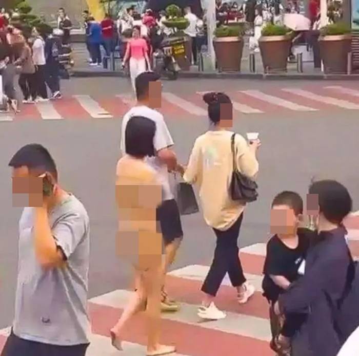 แก้ผ้าช้อปปิ้ง แก้ผ้าช้อปปิ้ง