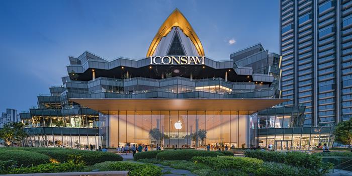 สาวอัดคลิปชื่นชม พนักงานไอคอนสยาม เรียกแท็กซี่ สาวอัดคลิปชื่นชม พนักงานไอคอนสยาม เรียกแท็กซี่