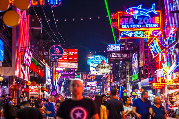 คุณยายอังกฤษปรึกษา ทำไมผัวชอบมาเมืองไทย คุณยายอังกฤษปรึกษา ทำไมผัวชอบมาเมืองไทย