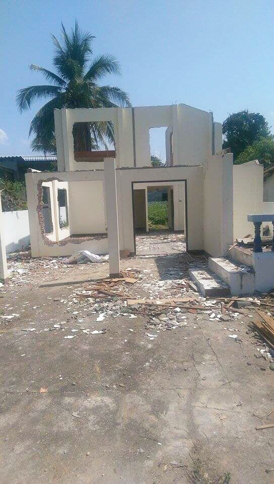 ซื้อบ้านไม้สัก ตื่นมาบ้านหาย ซื้อบ้านไม้สัก ตื่นมาบ้านหาย