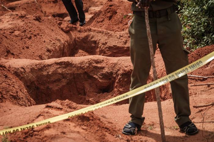 อดอาหารตาย 78 ศพ อดอาหารตาย 78 ศพ