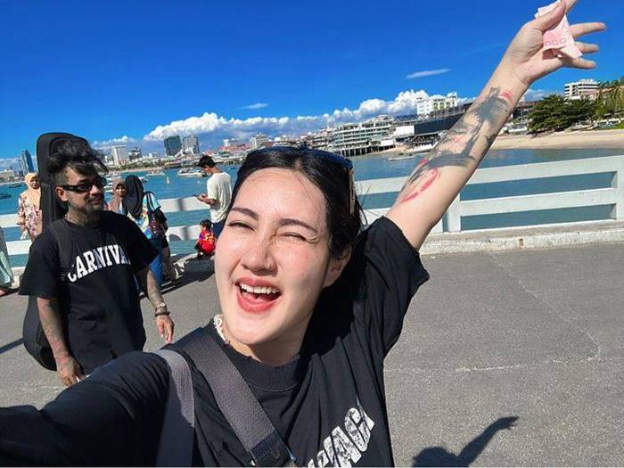 ออกหมายเรียก แฟนปอน นิพนธ์ ชวนเล่นพนันออนไลน์ ออกหมายเรียก แฟนปอน นิพนธ์ ชวนเล่นพนันออนไลน์