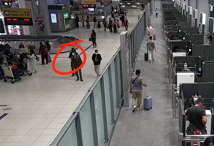 คลิปจับโจรขโมยของบนเครื่องบิน คลิปจับโจรขโมยของบนเครื่องบิน