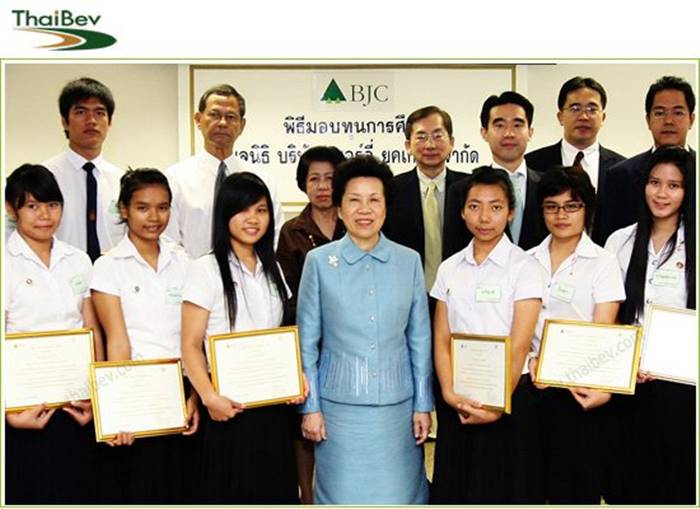 คุณหญิงวรรณา สิริวัฒนภักดี เสียชีวิต คุณหญิงวรรณา สิริวัฒนภักดี เสียชีวิต