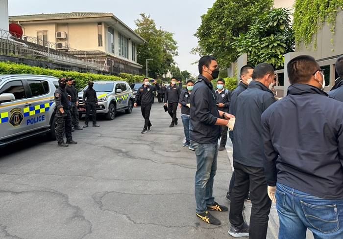 บุกจับสามีหยาดทิพย์ บุกจับสามีหยาดทิพย์