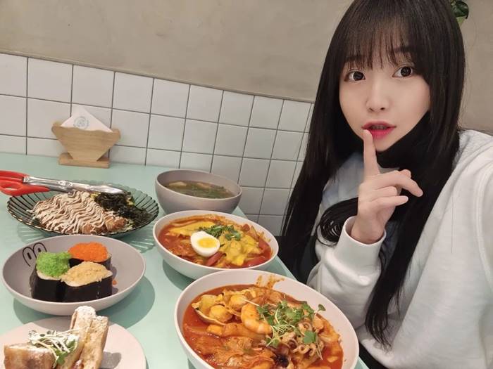 ยูทูบเบอร์ สาวเกาหลี กินจุ ยูทูบเบอร์ สาวเกาหลี กินจุ