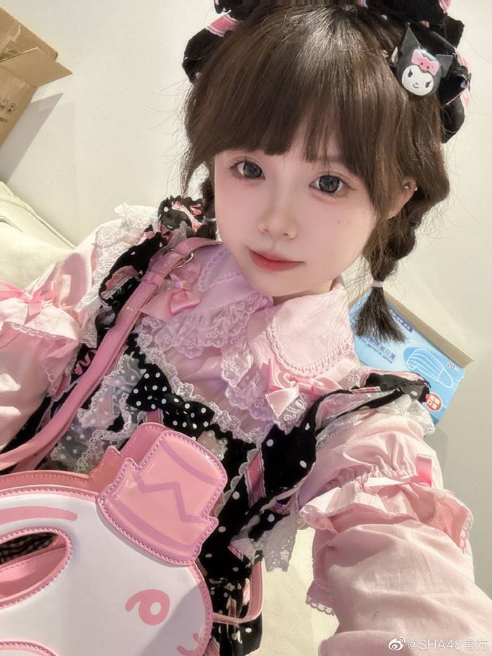 วงไอดอลจีน มีสมาชิกเป็นผู้ชาย วงไอดอลจีน มีสมาชิกเป็นผู้ชาย