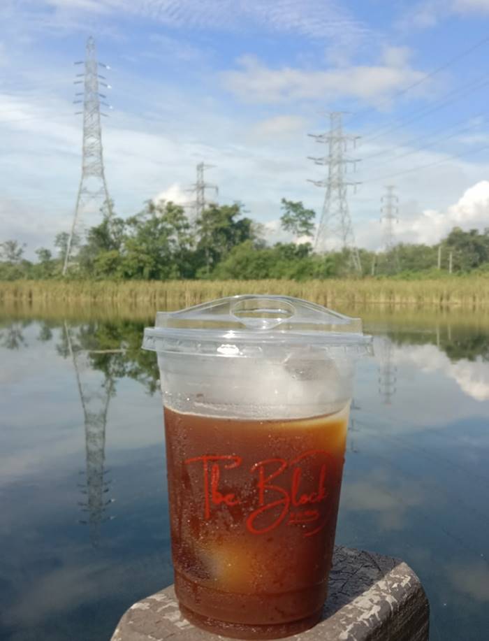 ลูกค้าโวย ร้านใช้ไอซ์บอลใส่กาแฟ ลูกค้าโวย ร้านใช้ไอซ์บอลใส่กาแฟ