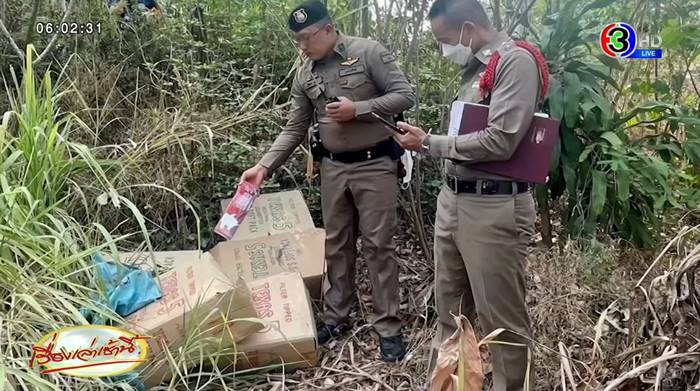 ทหารขับกระบะชนคนตาย 6 ศพ แถมขนบุหรี่เถื่อน ทหารขับกระบะชนคนตาย 6 ศพ แถมขนบุหรี่เถื่อน