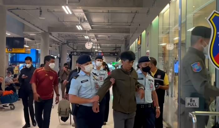 คลิปจับโจรขโมยของบนเครื่องบิน คลิปจับโจรขโมยของบนเครื่องบิน