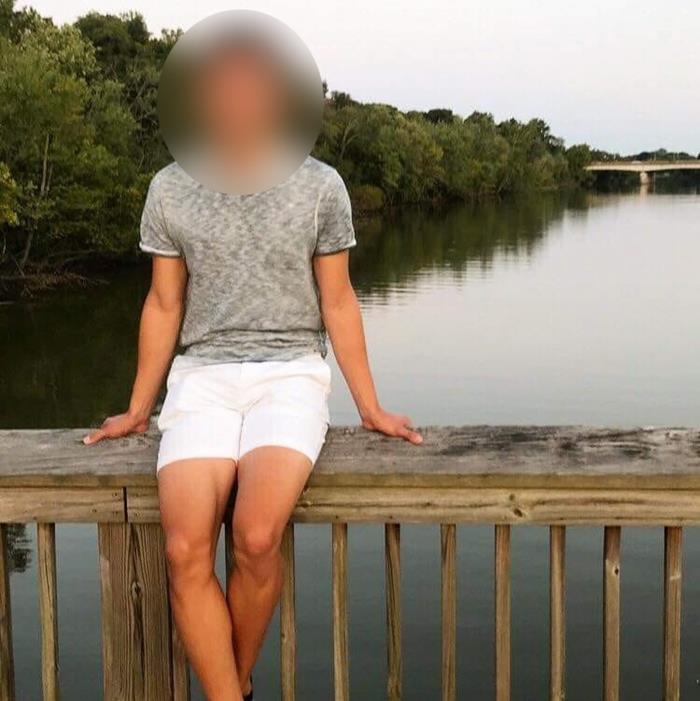 พนักงานสำนักงานวุฒิสภา ว่อนคลิปฉาวกินตับหนุ่ม ในอาคารรัฐ พนักงานสำนักงานวุฒิสภา ว่อนคลิปฉาวกินตับหนุ่ม ในอาคารรัฐ