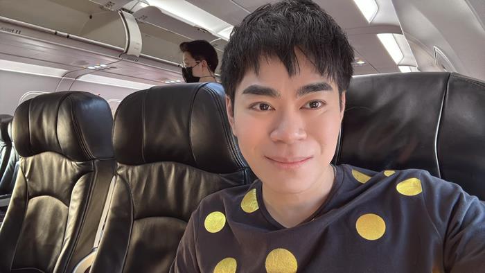 ครูพี่บาส โดนจับคาสุวรรณภูมิ หมิ่นประมาท ธรรมนัส ครูพี่บาส โดนจับคาสุวรรณภูมิ หมิ่นประมาท ธรรมนัส