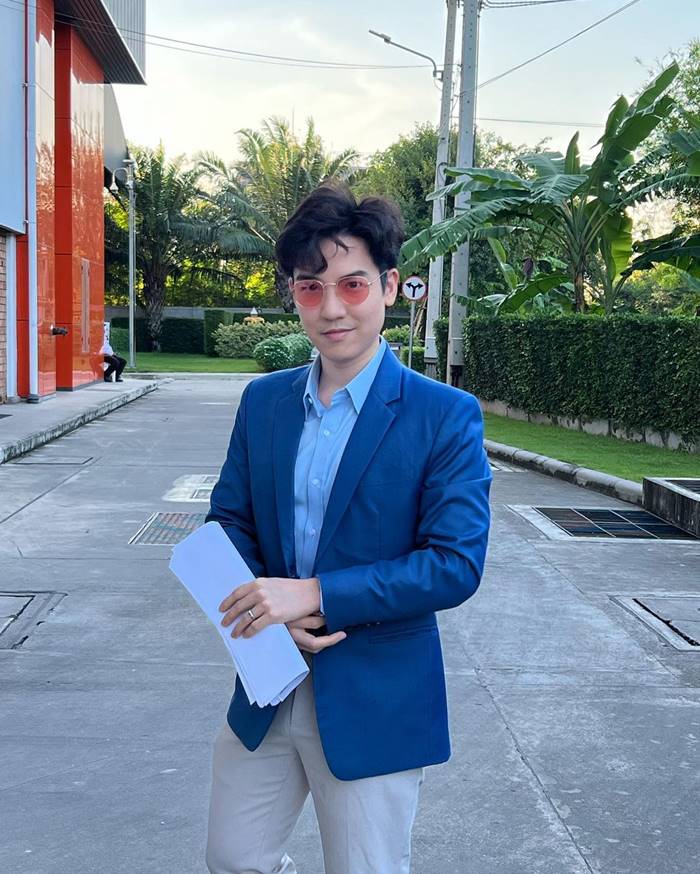 แบงค์ พบเอก อ่านข่าว หิมะ เป็น หิโม๊ะ แบงค์ พบเอก อ่านข่าว หิมะ เป็น หิโม๊ะ