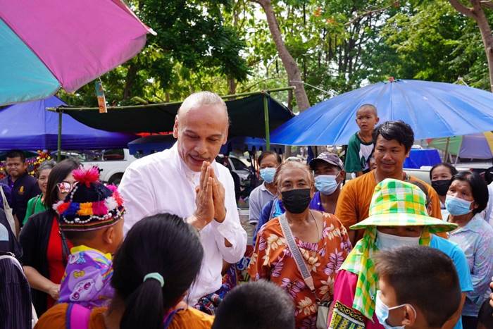 ชาดา ไทยเศรษฐ์ ชาดา ไทยเศรษฐ์