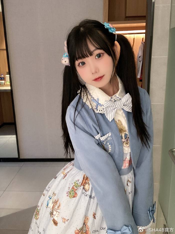 วงไอดอลจีน มีสมาชิกเป็นผู้ชาย วงไอดอลจีน มีสมาชิกเป็นผู้ชาย