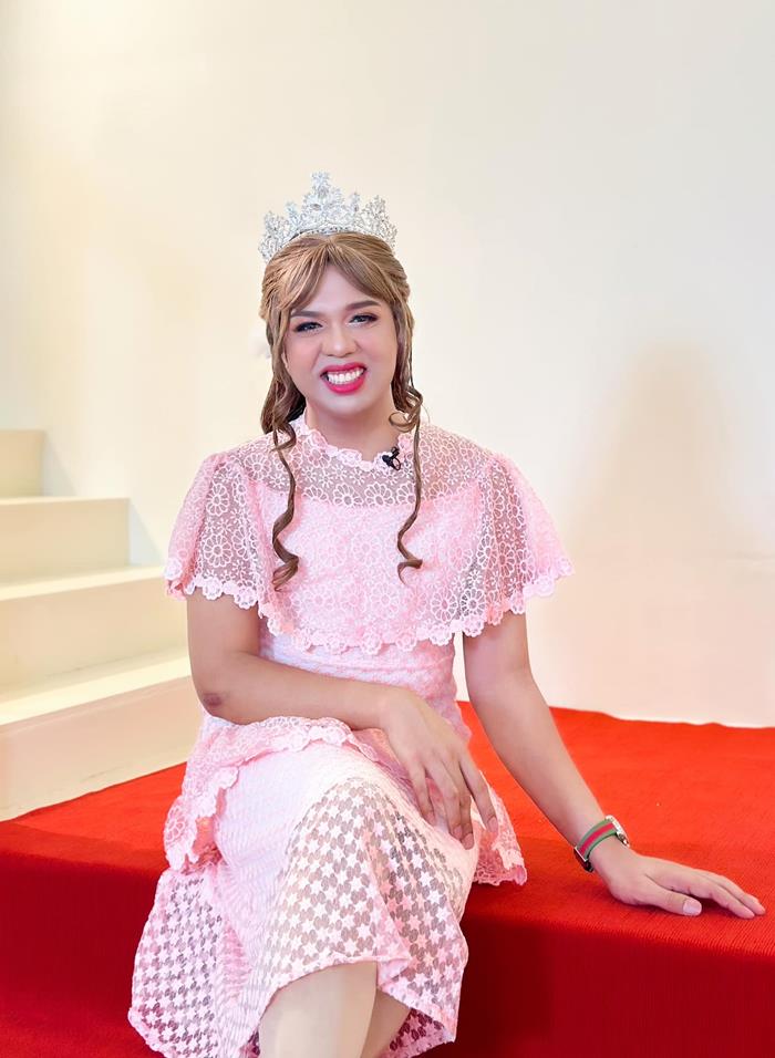 แพรรี่ ไพรวัลย์ แพรรี่ ไพรวัลย์