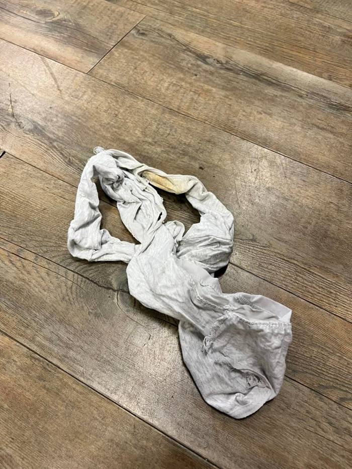 ทิ้งกางเกงในกลางห้าง ทิ้งกางเกงในกลางห้าง