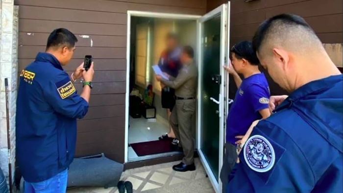 วงดนตรีเมทัล ตัดนักร้องนำออกจากวง หลังเอี่ยวพนันออนไลน์ 50 ล้าน วงดนตรีเมทัล ตัดนักร้องนำออกจากวง หลังเอี่ยวพนันออนไลน์ 50 ล้าน