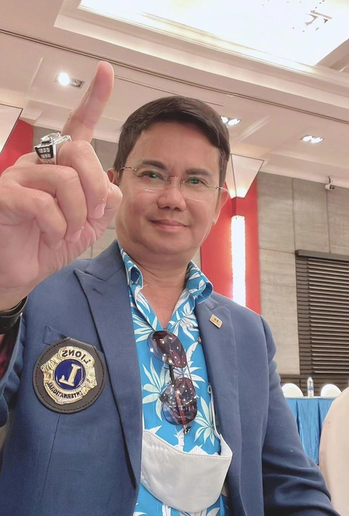 ประวัติ ธเนตร วงษา ประวัติ ธเนตร วงษา