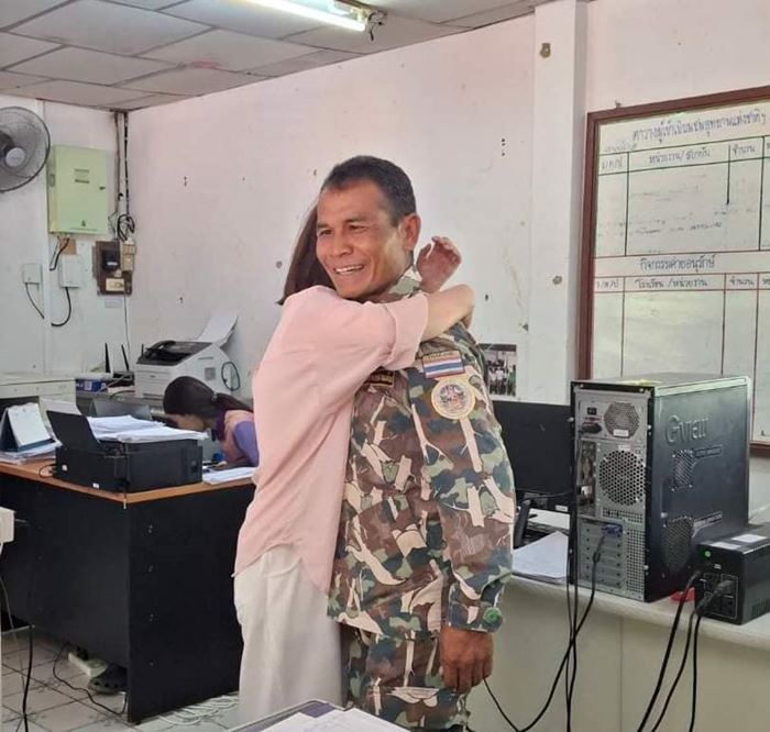 ผัวผลักเมียตกเขา ขอค่าหย่า 140 ล้าน ผัวผลักเมียตกเขา ขอค่าหย่า 140 ล้าน