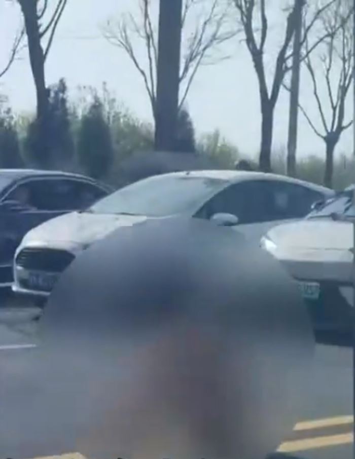 สาวแก้ผ้าอาประชดแฟน สาวแก้ผ้าอาประชดแฟน