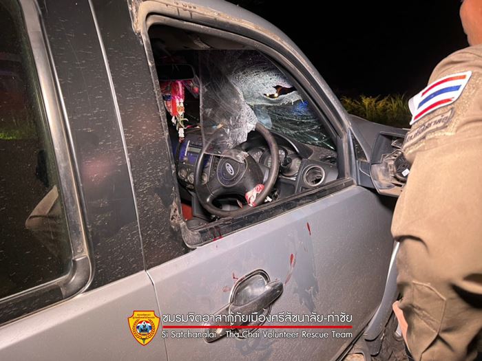 กระบะชนยายหลาน ตาย 4 ศพ กระบะชนยายหลาน ตาย 4 ศพ