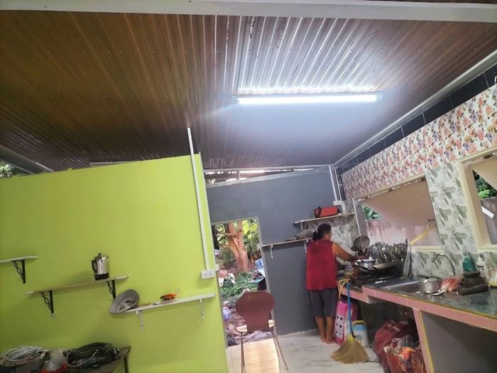 รีวิวสร้างห้องครัว ประตู 10 บาน รีวิวสร้างห้องครัว ประตู 10 บาน