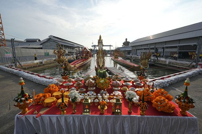 ขบวนพยุหยาตราทางชลมารค ขบวนพยุหยาตราทางชลมารค