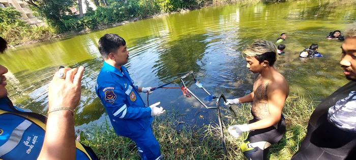 ลุงเปี๊ยก สามีป้าบัวผัน พ้นคุก ลุงเปี๊ยก สามีป้าบัวผัน พ้นคุก