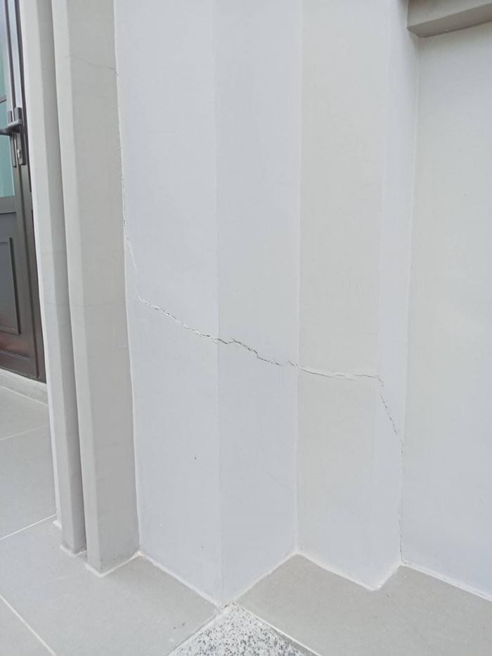 ซื้อบ้านโครงการดัง รอยร้าวเพียบ ซื้อบ้านโครงการดัง รอยร้าวเพียบ