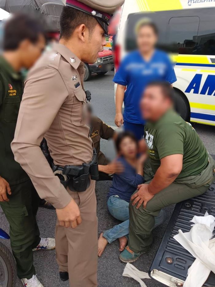 สาวญี่ปุ่นขโมยรถกู้ภัย สาวญี่ปุ่นขโมยรถกู้ภัย