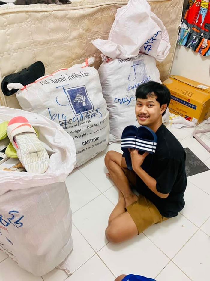 หนุ่มไลฟ์ขายรองเท้า จากคนดูไม่ถึง 5 คน ซื้อบ้านใหม่ หนุ่มไลฟ์ขายรองเท้า จากคนดูไม่ถึง 5 คน ซื้อบ้านใหม่