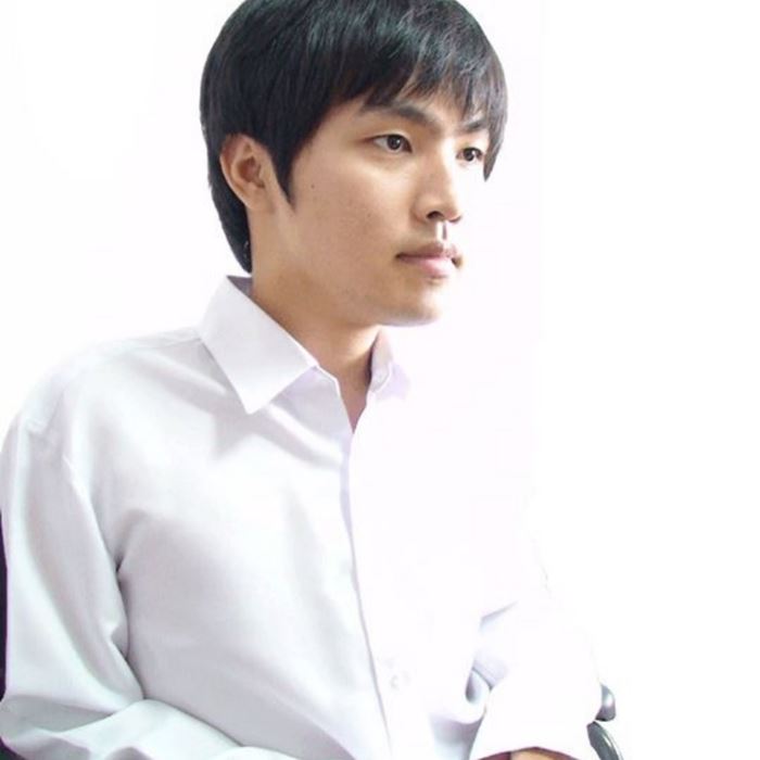 บัณฑิตพิการ ทำธีสิสจนคว้า ป.โท เขียนวิจัยด้วยการกะพริบตา บัณฑิตพิการ ทำธีสิสจนคว้า ป.โท เขียนวิจัยด้วยการกะพริบตา