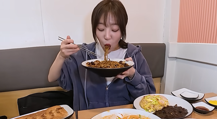 จือยัง ราชินีกินจุ จือยัง ราชินีกินจุ