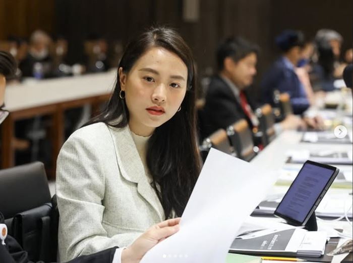 สส.ไอซ์ สส.ไอซ์