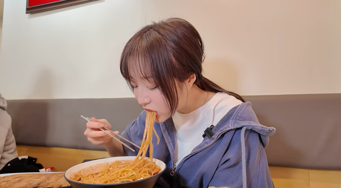 จือยัง ราชินีกินจุ จือยัง ราชินีกินจุ